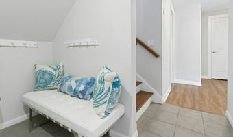 3 Andrews Dr, Darien, CT 06820