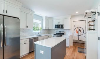 100 E View Ave, Cranston, RI 02920