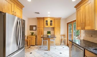 45 W Orchard St, Allendale, NJ 07401