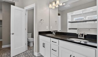 21554 E 59th Dr, Aurora, CO 80019