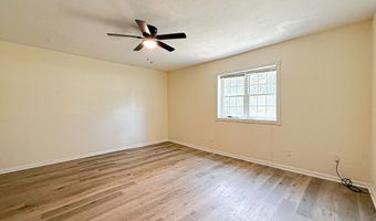 5703 Old River Rd, Baker, FL 32531