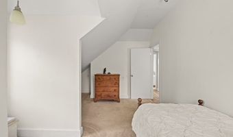 232 County Rd, Bourne, MA 02532