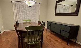 5107 CLIFFHAVEN Dr, Annandale, VA 22003