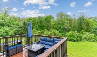 223 Chopmist Hill Rd, Glocester, RI 02814