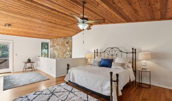 2058 BEACH Ave, Atlantic Beach, FL 32233