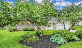 4005 KLOMAN St, Annandale, VA 22003