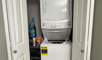 4510 Twain Cir 102, Ames, IA 50014