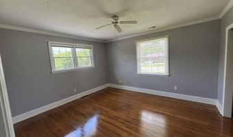 110 Harris St, Bishopville, SC 29010