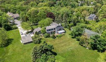 50 0 Indian Trl, Barnstable, MA 02630