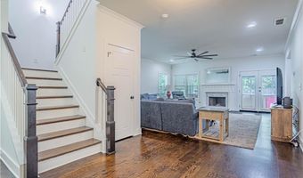 1450 Reynolds Dr, Auburn, AL 36830