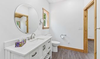 6559 Poston Rd, Athens, OH 45701