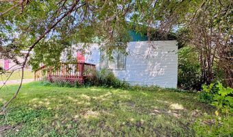 212 7th Ave NW, Bowman, ND 58623