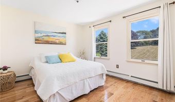 18 JH Dwyer Dr, Middletown, RI 02842