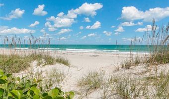 1006 Robin Dr, Barefoot Bay, FL 32976