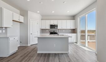 3374 N Irvington St, Aurora, CO 80019