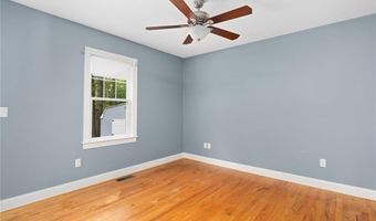 219 Fenner Hill Rd, Hopkinton, RI 02832