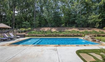 1595 CLUB CREEK Dr, Auburn, AL 36030