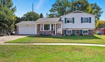 5135 Cheryl Dr, Almont, MI 48003