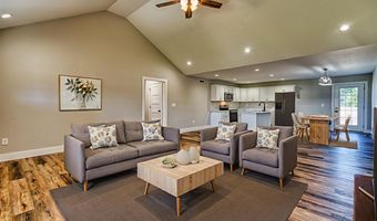 101 Rittenberry Dr, Auburn, KY 42206