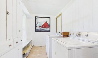 2934 College St, Austinburg, OH 44010