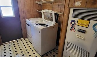 114 CHESTNUT Dr, Barnegat, NJ 08005