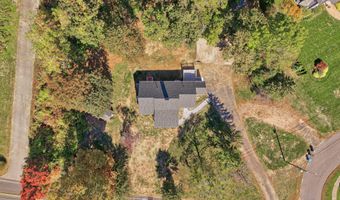 90 Battle St, Bristol, CT 06010