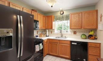 42 W Highland Ave, Atlantic Highlands, NJ 07716