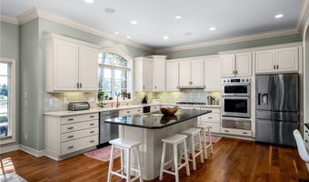 85 Galileo Dr, Amherst, NY 14221
