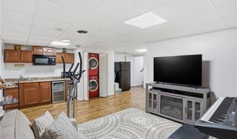 212 Lexington Ave, North Providence, RI 02904
