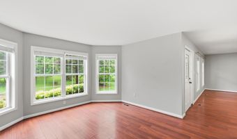 24674 PEACH ORCHARD Ln, Aldie, VA 20105