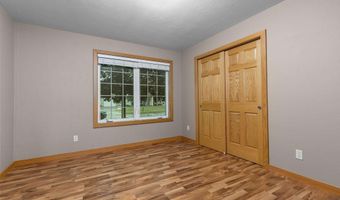 4013 E BENVALLEY Dr, Appleton, WI 54913