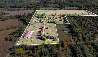 2405 Nicholson Ln, Albion, MI 49224