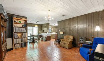 1912 Mimosa St, Abbeville, LA 70510