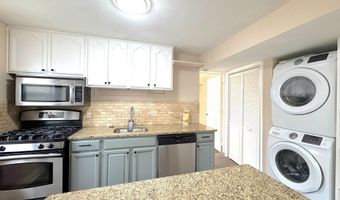 5612 7TH Rd S, Arlington, VA 22204