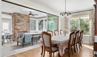 144 COWBIRD St, Lake Frederick, VA 22630