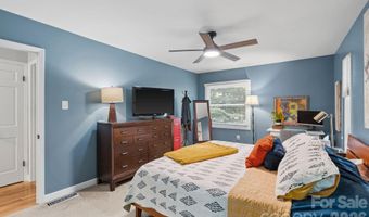 16 Chipping Green Dr, Arden, NC 28704