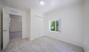 2472 Hawks Ave 2, Ann Arbor, MI 48108