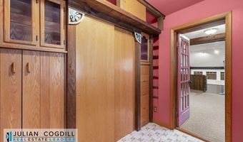 9267 Red Creek Rd, Casper, WY 82604