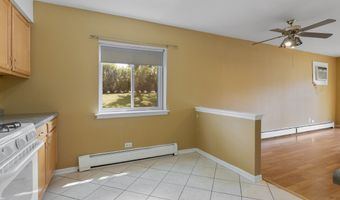 235 N Mill Rd 115B, Addison, IL 60101