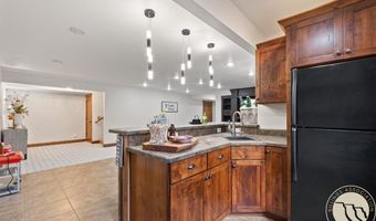 5345 Mule Deer Ct, Billings, MT 59106