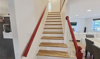 10 Sunapee Ct, Coventry, RI 02816
