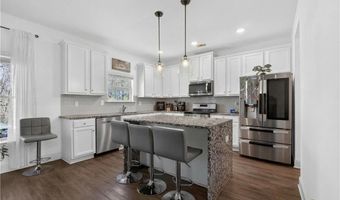 15 Dublin Way NW, Adairsville, GA 30103