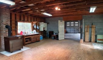 163 N Washington St, Alderson, WV 24910