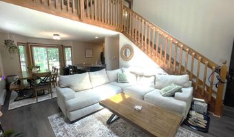 96 Spencer Ln, Albrightsville, PA 18210