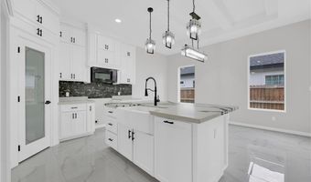 409 S 12th St, Alamo, TX 78516