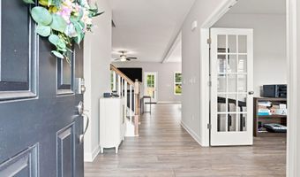 201 Rough Ridge Trl, Aberdeen, NC 28315