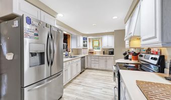 1529 CLARK St, Algoma, WI 54201