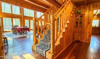 233 Algerie Rd, Becket, MA 01223