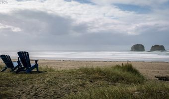 300 N PACIFIC St 54, Rockaway Beach, OR 97136