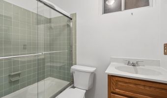5110 DUVALL Dr, Bethesda, MD 20816